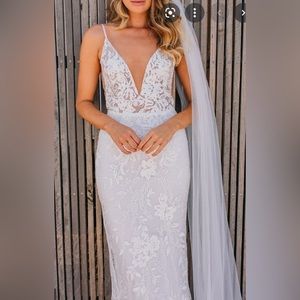Made with love Peony wedding dress - NEVER WORN